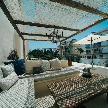 Mamboo Cala Ratjada ホテル
