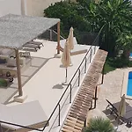 Mamboo كالا راتخاذا